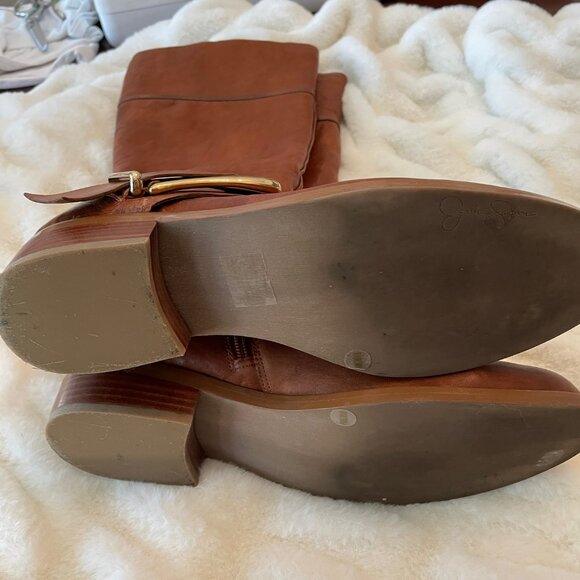 boots - Picture 2 of 5